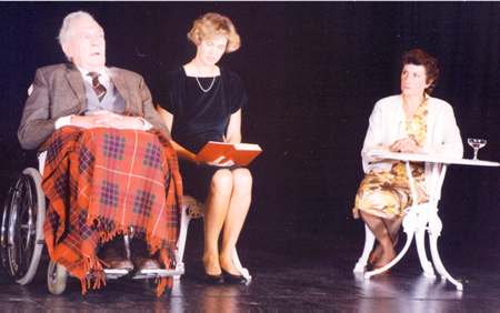 Joe Brooks as Father, Ann Pond as Elizabeth and Val Mantle as Mother