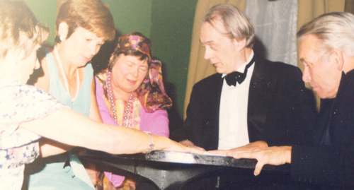 Val Mantle as Mrs Bradman, Judy Garrett as Ruth, Jan Stevenson as Madame Arcati, Jeremy Austin as Charles and Brian Scotford as Dr Bradman