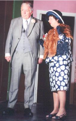 Barry Baynton as Ronald Greenhalgh and Jan Stevenson as Muriel Greenhalgh