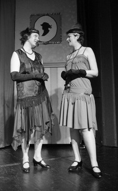 Clare Downs as Kitty Verdun and Helen Martland as Amy Spettigue